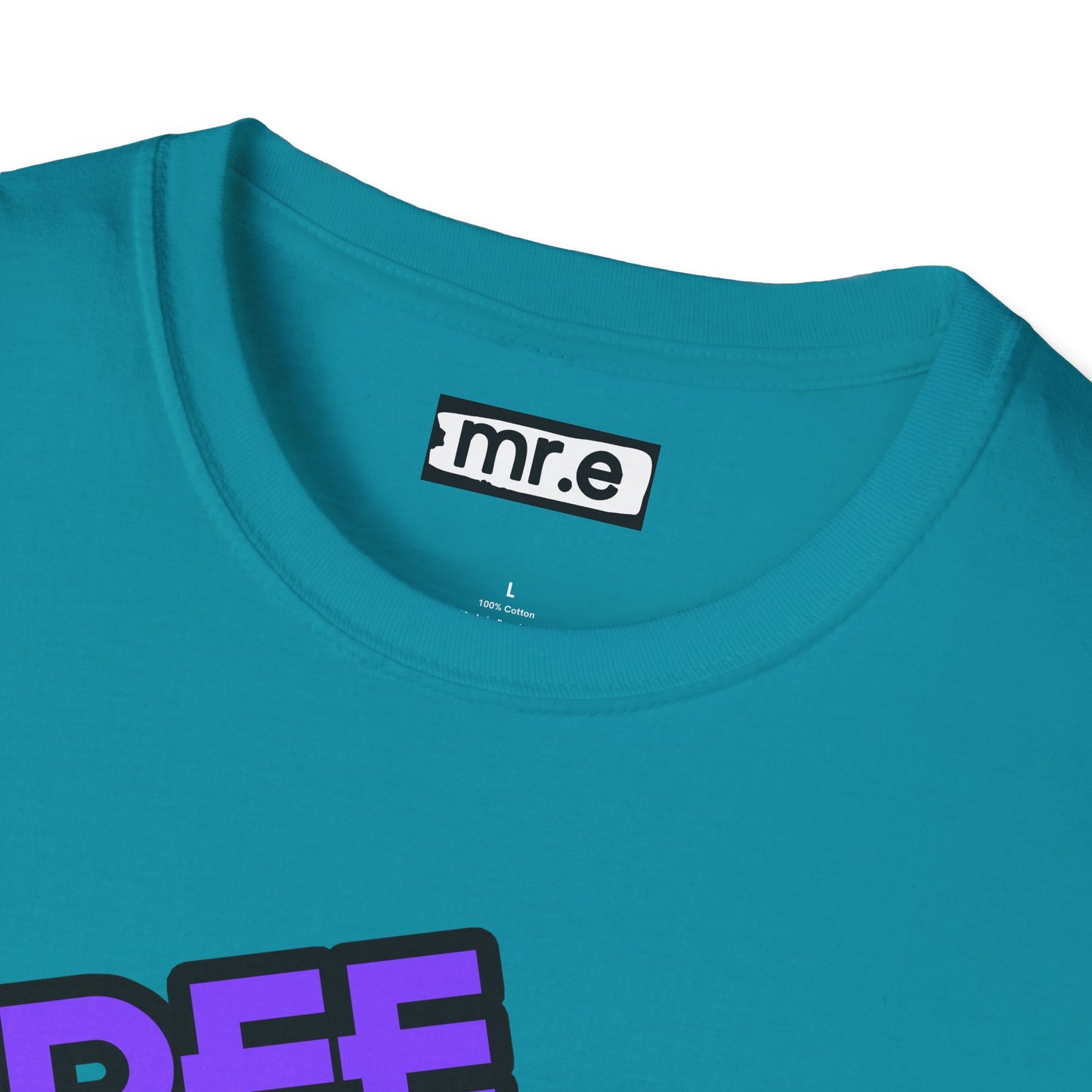 "Free KitKat" Anime Girl T-Shirt β Cute Kawaii Cat Hoodie Design